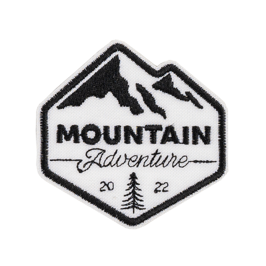 Mountain adventure napis góry górska naprasowanka biało czarna tatromaniacy aplikacja termo